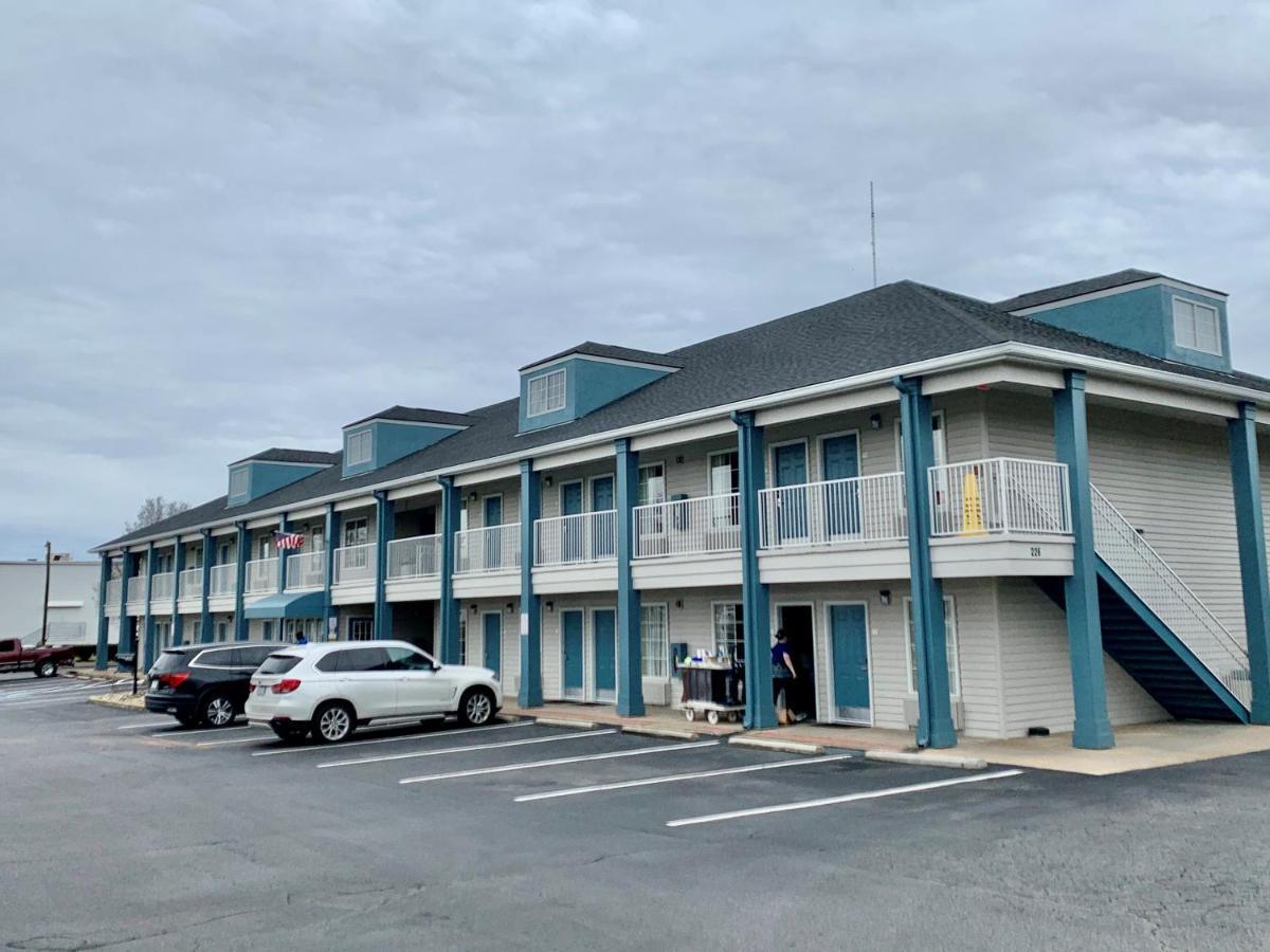 Quality Inn Seneca Us-123 Exterior photo