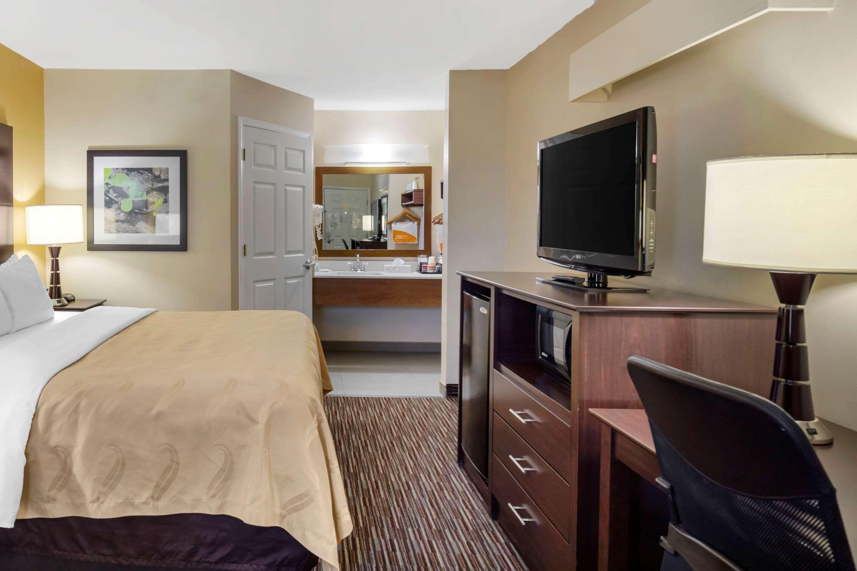 Quality Inn Seneca Us-123 Exterior photo