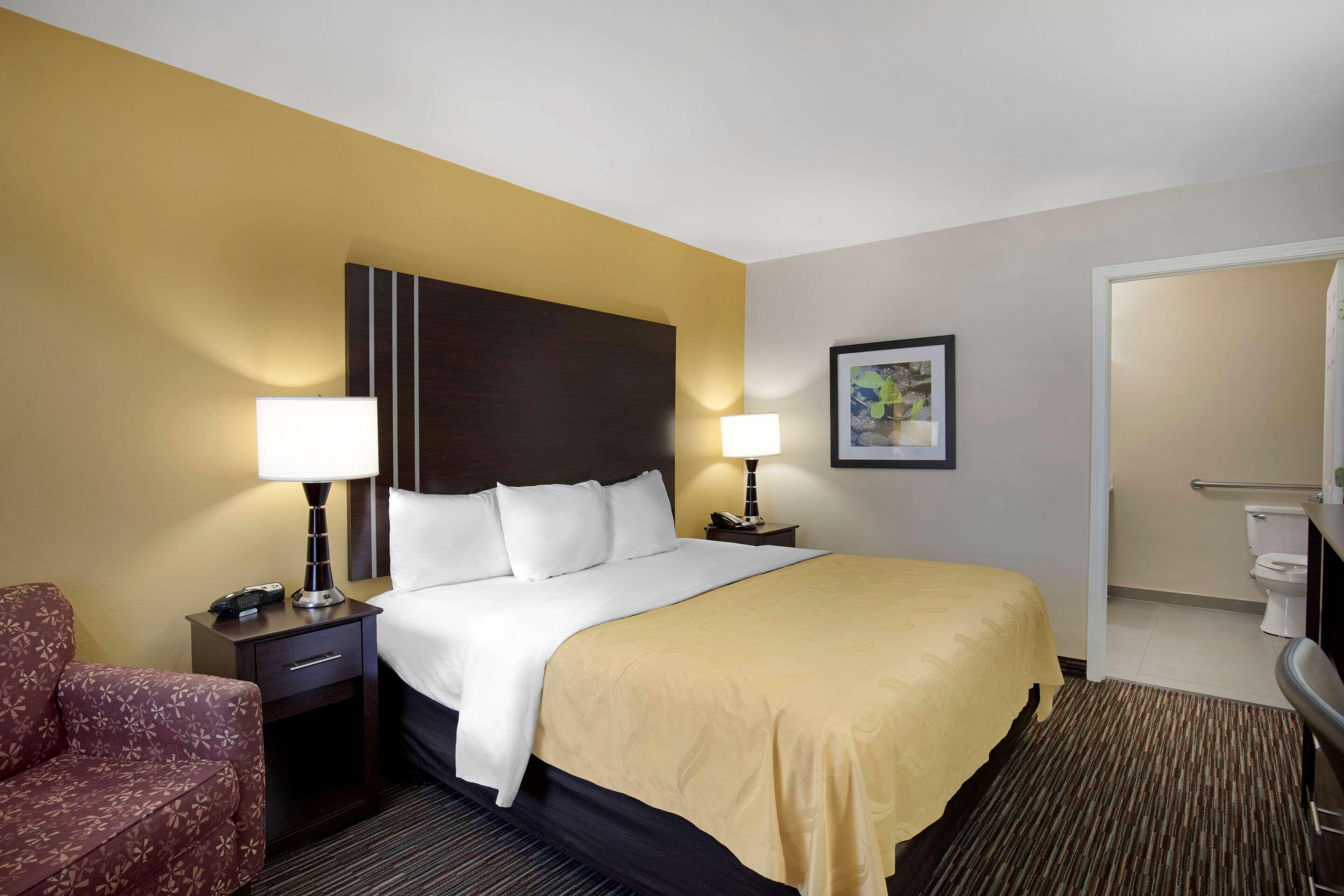 Quality Inn Seneca Us-123 Exterior photo