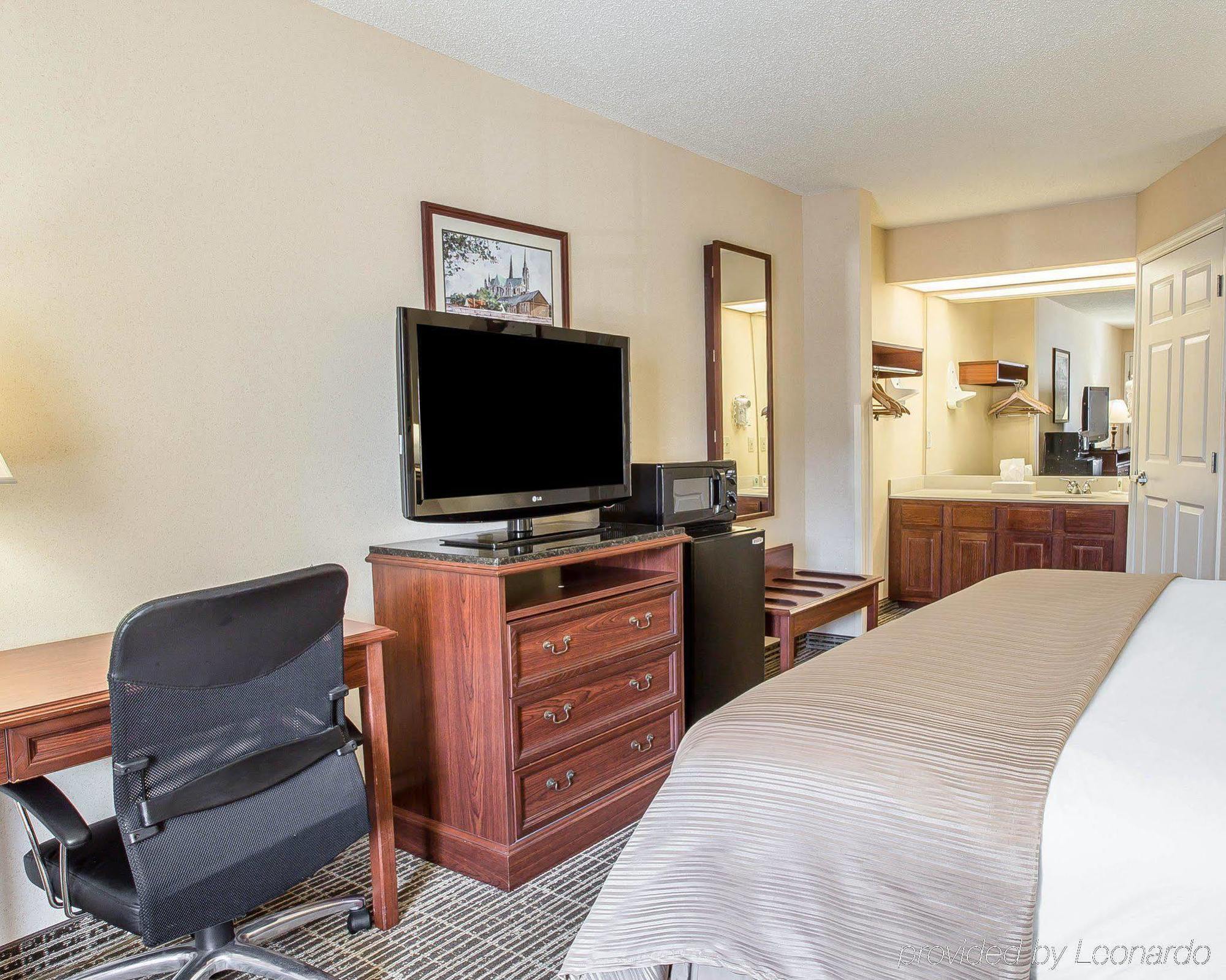 Quality Inn Seneca Us-123 Exterior photo